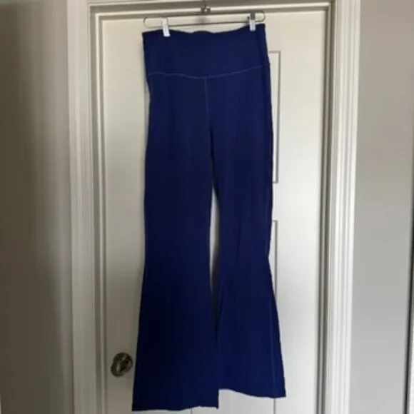 Lululemon Groove Super-High-Rise Flared Pant *Nulu Psychic size 10 - Picture 3 of 10